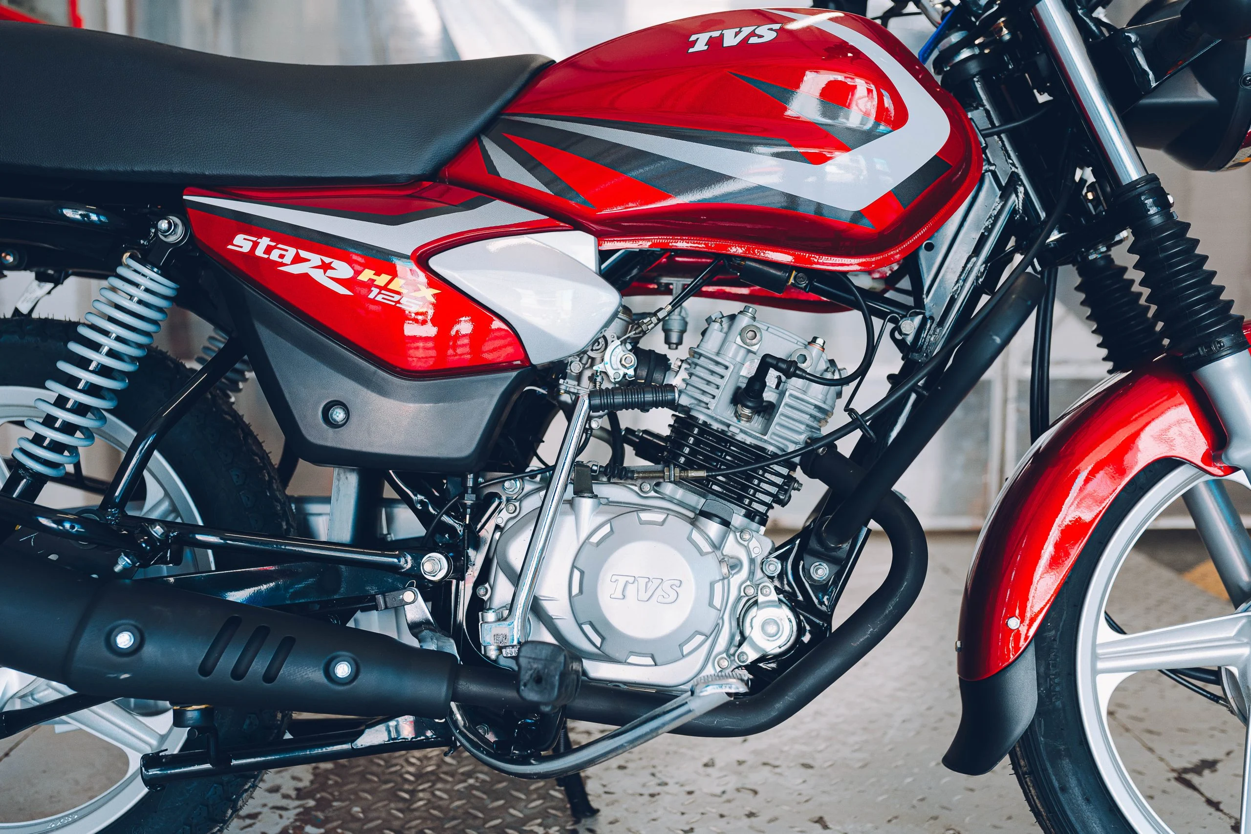 TVS STAR HLX 125
