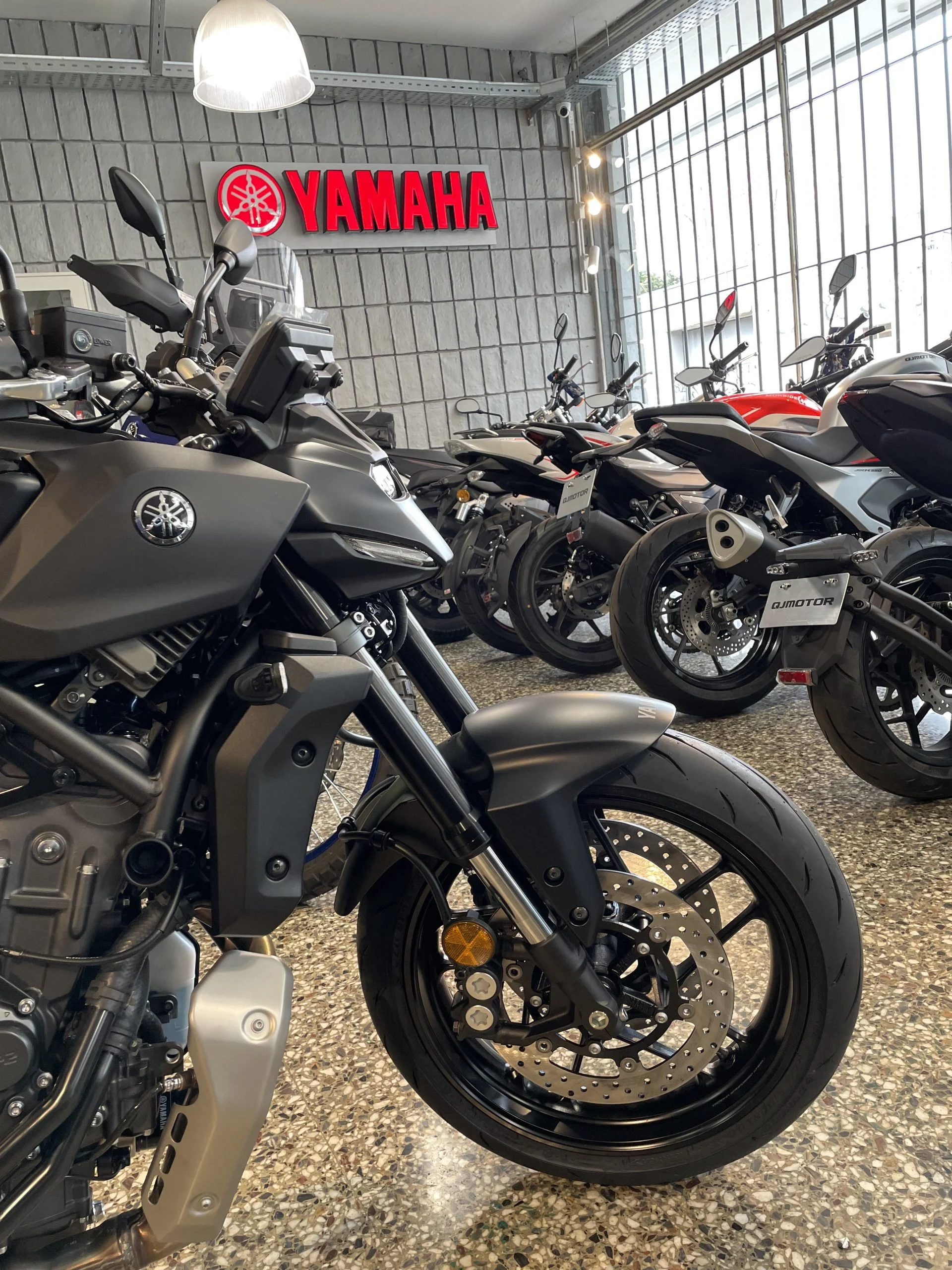 YAMAHA MT 07 ABS