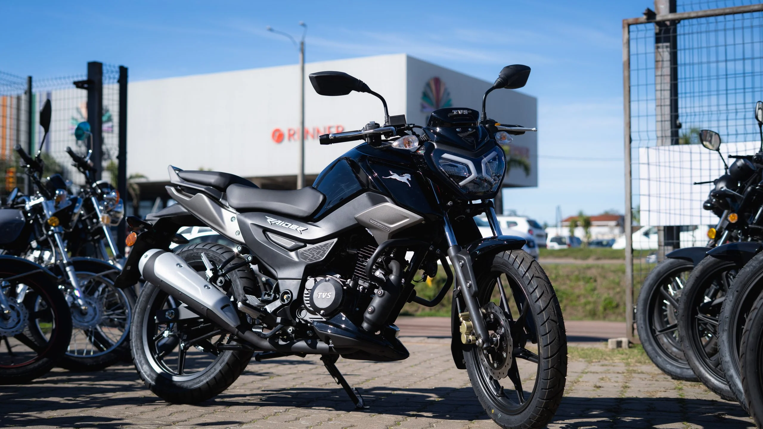 TVS RAIDER 125 Fi