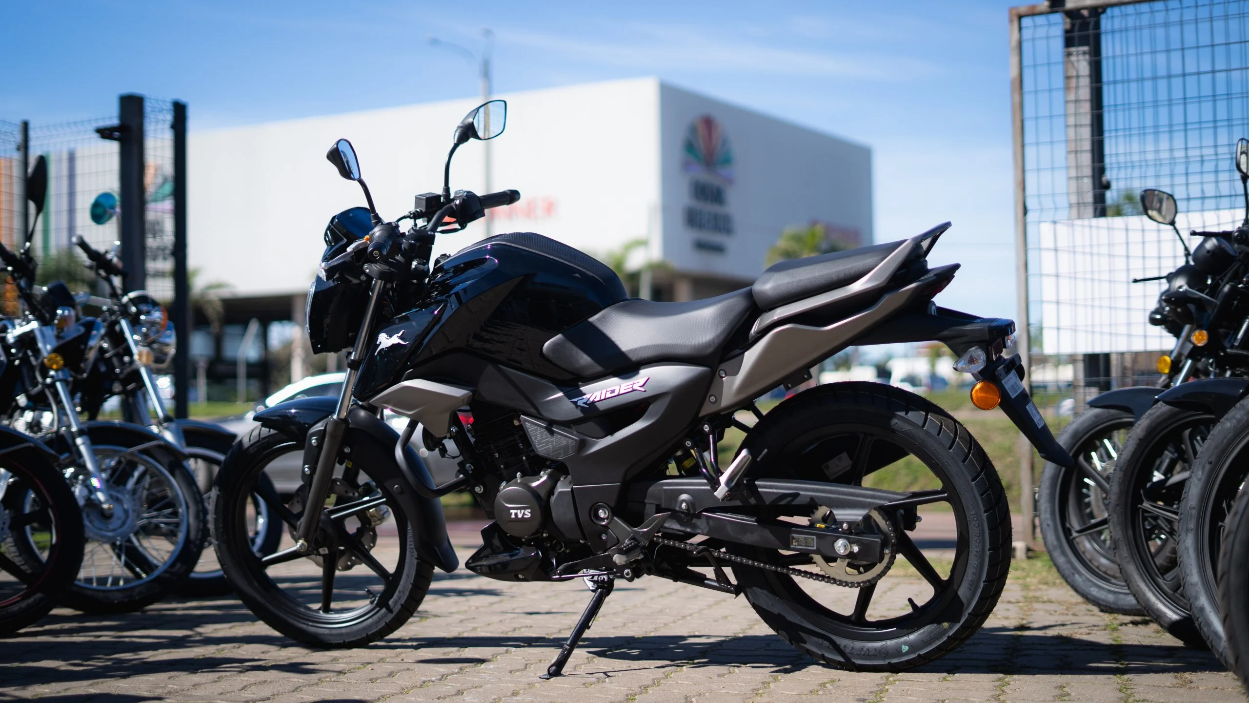 TVS RAIDER 125 Fi