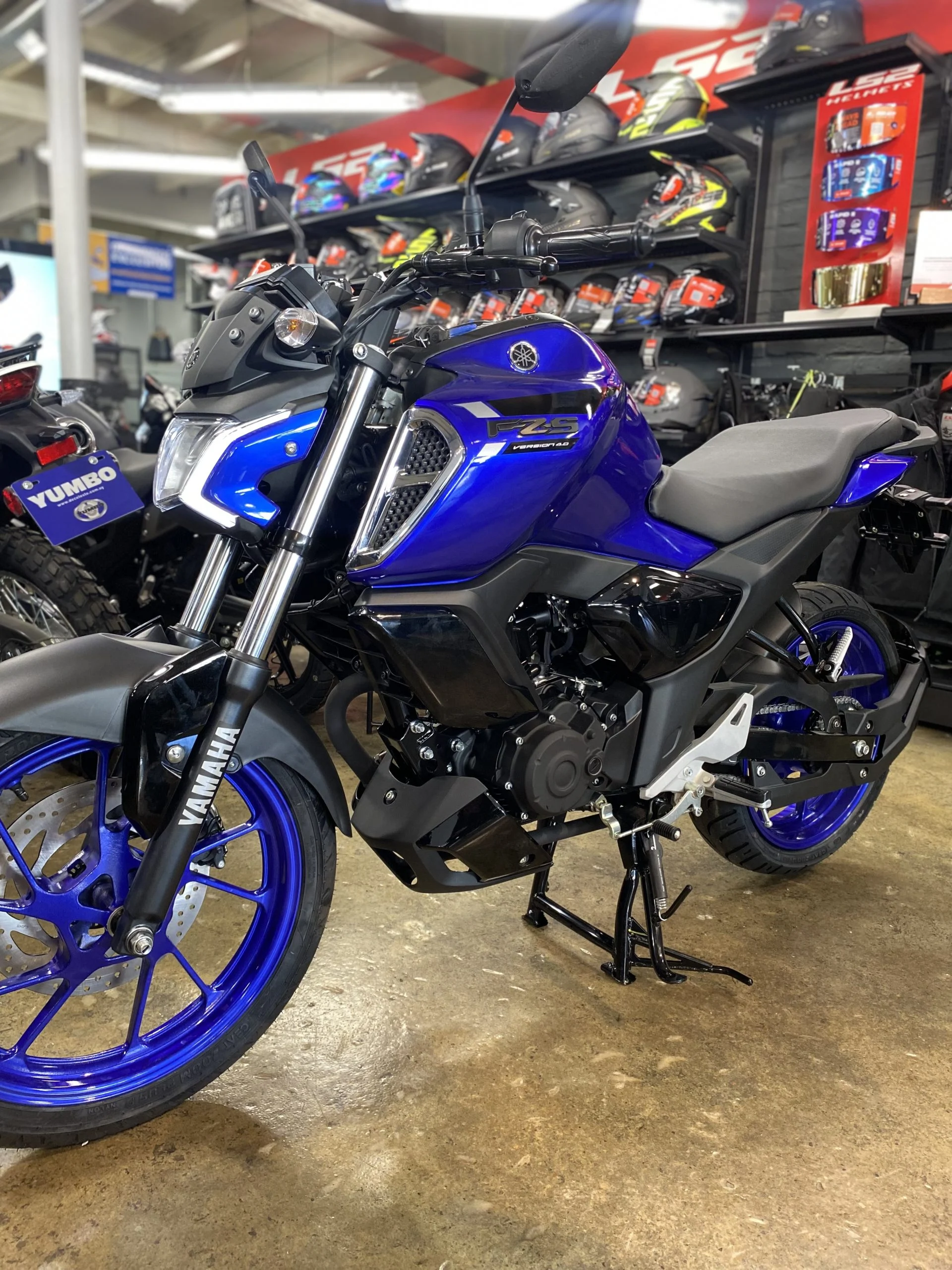 YAMAHA FZ 4.0 ABS