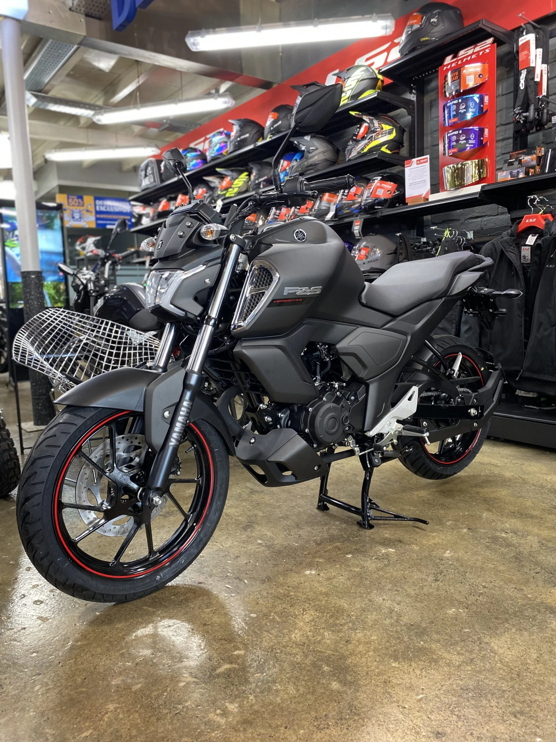 YAMAHA FZ 4.0 ABS