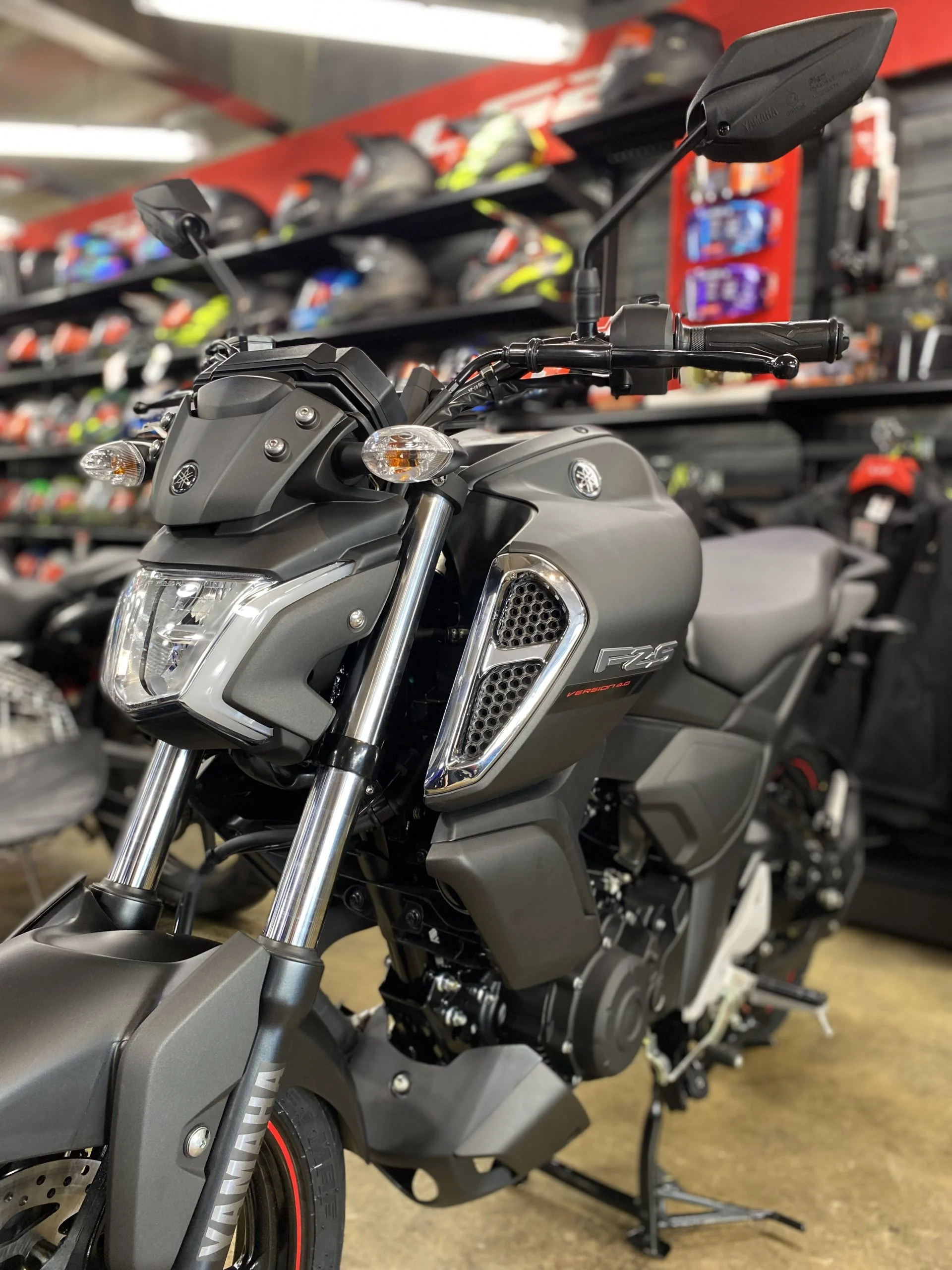 YAMAHA FZ 4.0 ABS