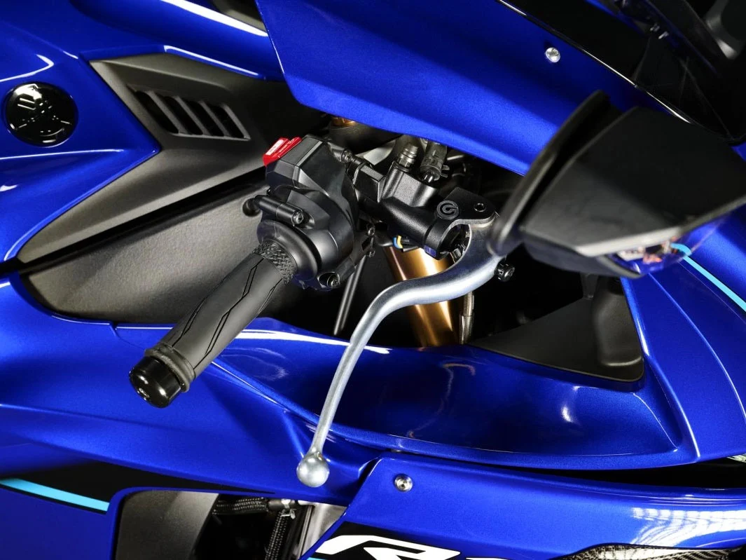 YAMAHA YZF-R1 2026